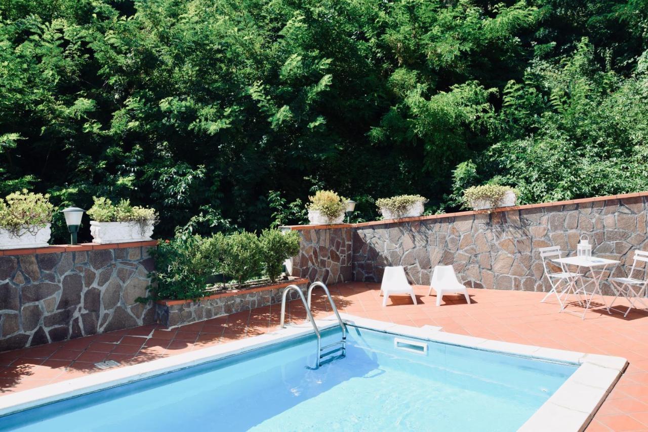 Campinola Holiday Home Private Pool ตรามอนติ ภายนอก รูปภาพ