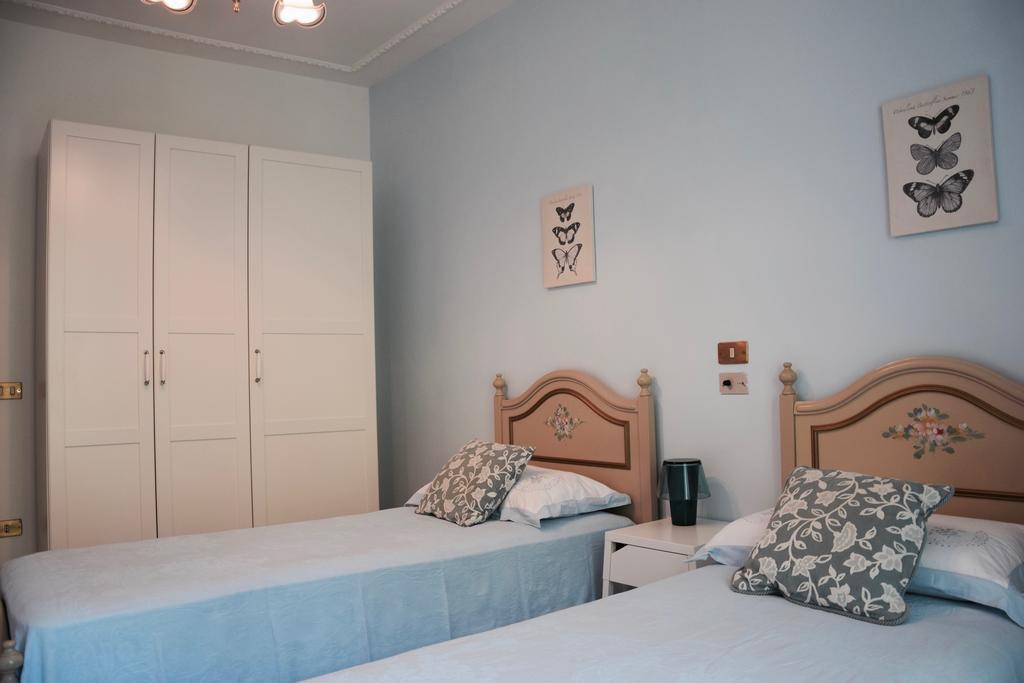 Campinola Holiday Home Private Pool ตรามอนติ ภายนอก รูปภาพ